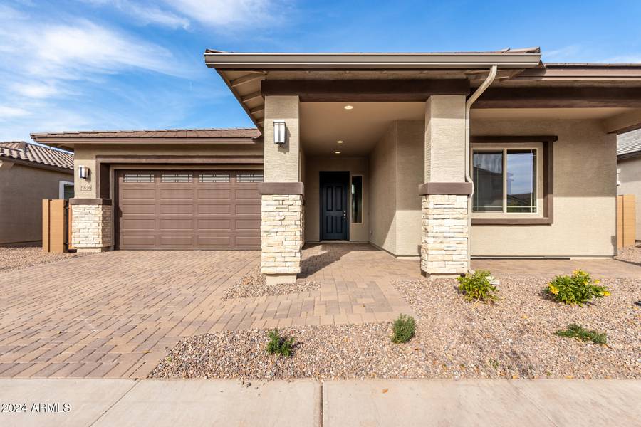 21856 E SADDLE Court E, Queen Creek, AZ 85142