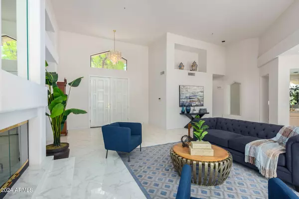 Scottsdale, AZ 85258,7374 E ONYX Court