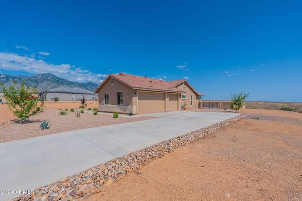 Hereford, AZ 85615,6741 E VAQUERO Circle