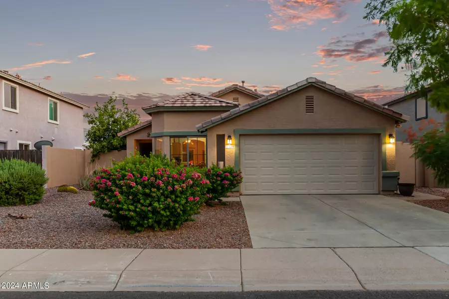 3259 E THUNDERHEART Trail, Gilbert, AZ 85297