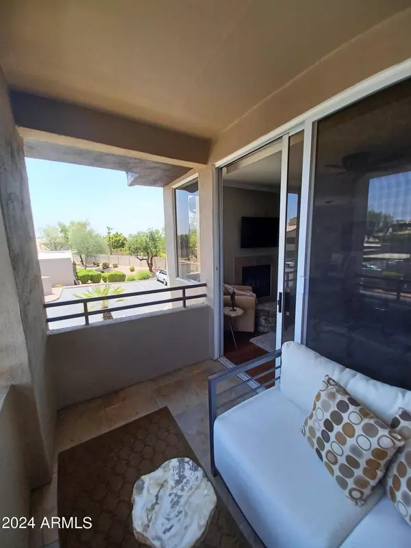 Scottsdale, AZ 85254,7009 E Acoma Drive #2037