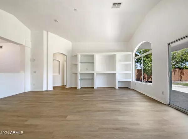 Phoenix, AZ 85048,4211 E CEDARWOOD Lane