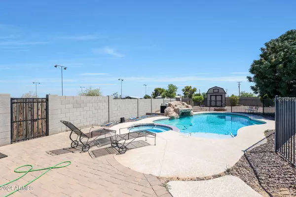 Litchfield Park, AZ 85340,19323 W OSBORN Road