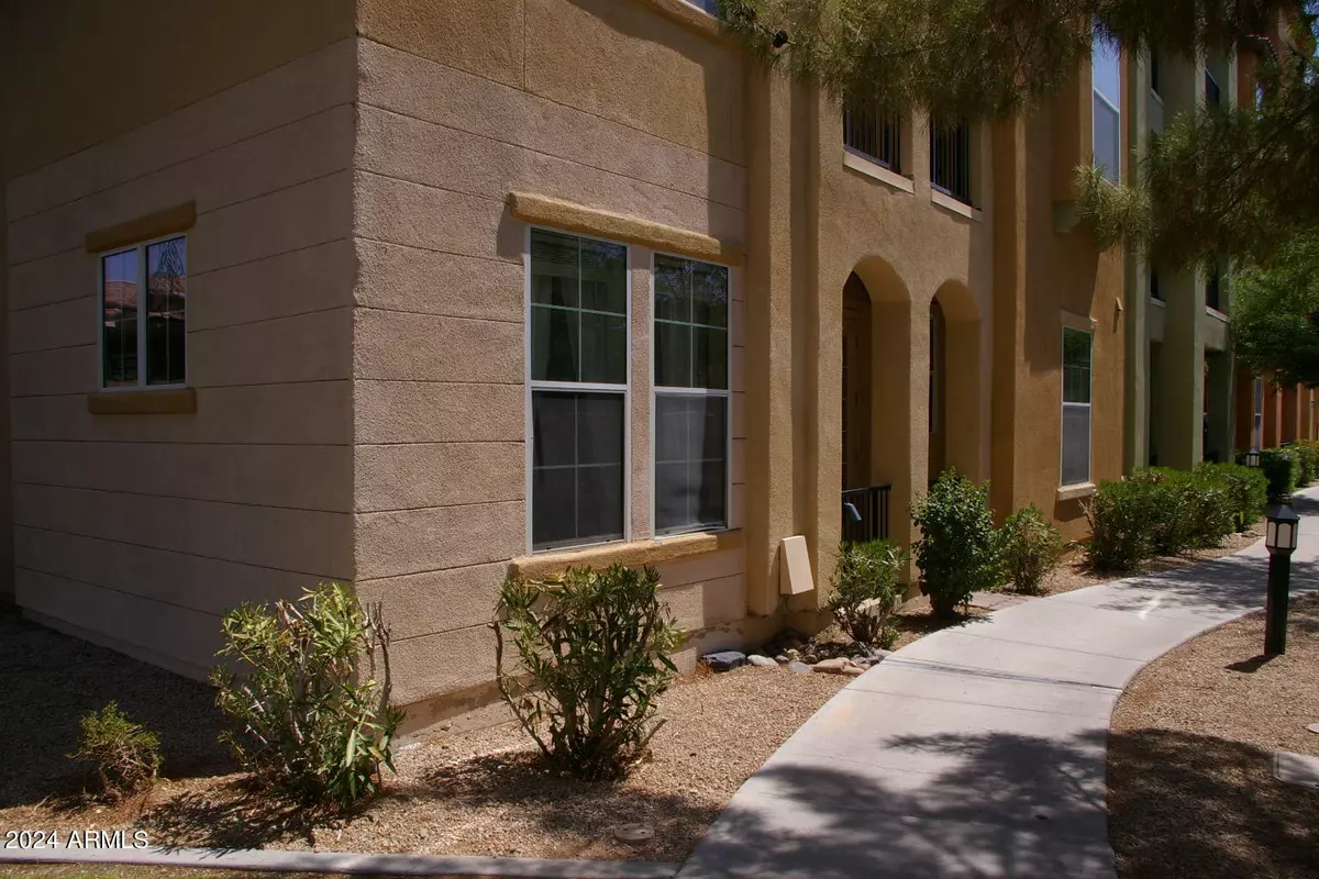 Surprise, AZ 85374,14575 W MOUNTAIN VIEW Boulevard #12114