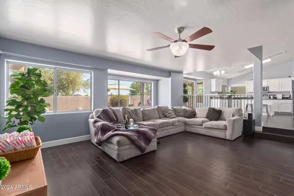 Phoenix, AZ 85048,3115 E VERBENA Drive