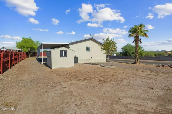 Apache Junction, AZ 85120,1231 W ROUNDUP Street