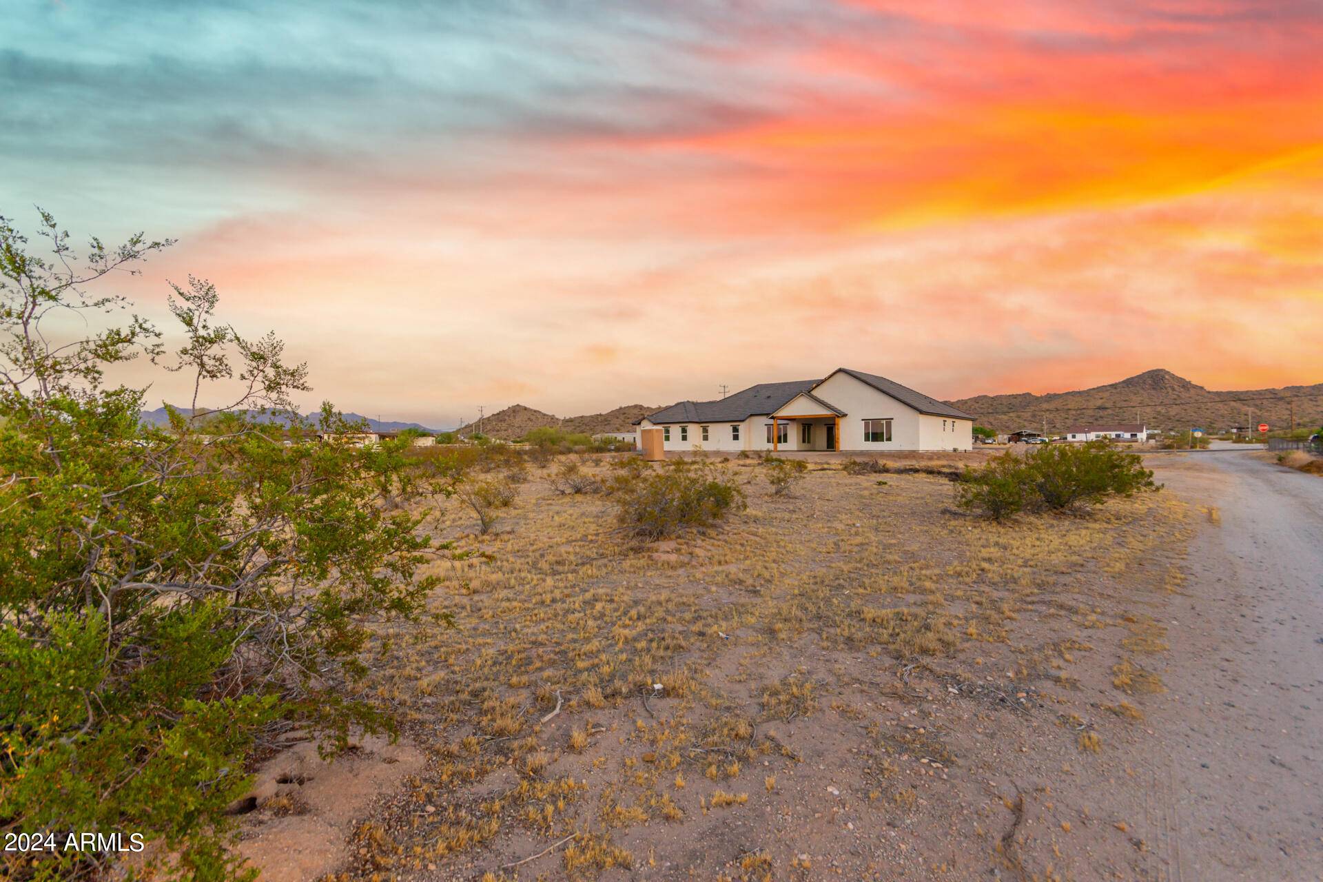 Buckeye, AZ 85326,18932 W ARLINGTON Road