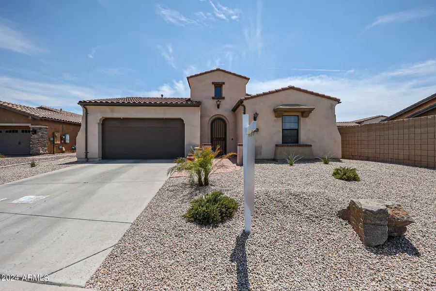 14329 W ALMERIA Road, Goodyear, AZ 85395