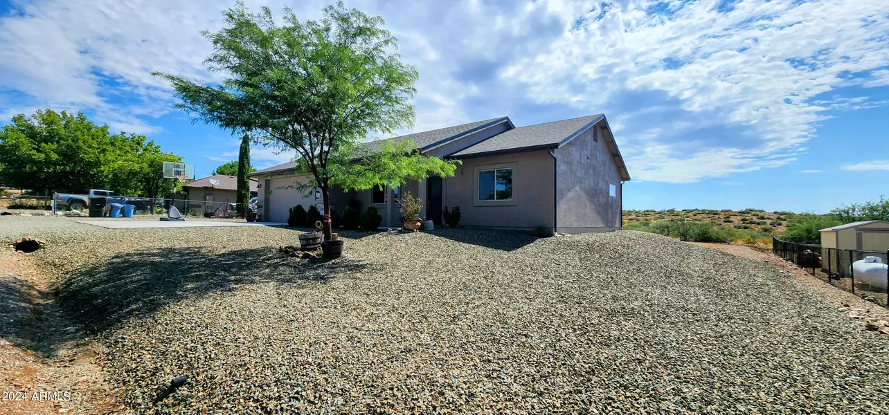 13861 S RED BIRD Lane, Mayer, AZ 86333