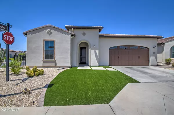 96 E ALCATARA Avenue, Queen Creek, AZ 85140