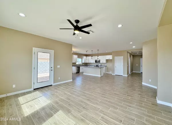 Arizona City, AZ 85123,14554 S AMADO Boulevard