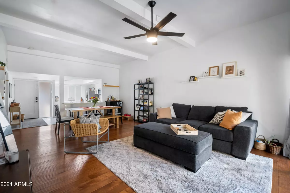 Phoenix, AZ 85014,1269 E Avenida Hermosa --