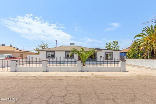 3019 W SOLANO Drive S, Phoenix, AZ 85017