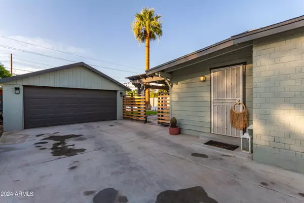 Phoenix, AZ 85016,3102 E MULBERRY Drive