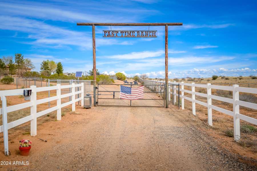 7320 E SLIDING STOP Lane, Cornville, AZ 86325