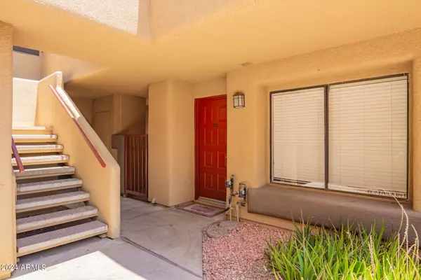 Mesa, AZ 85202,1432 W EMERALD Avenue #751