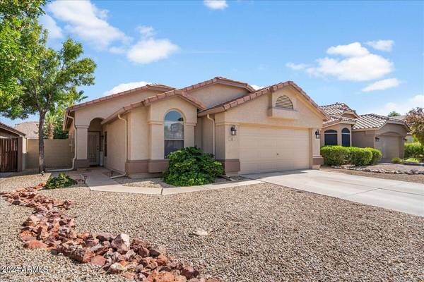 551 E SHERRI Drive,  Gilbert,  AZ 85296