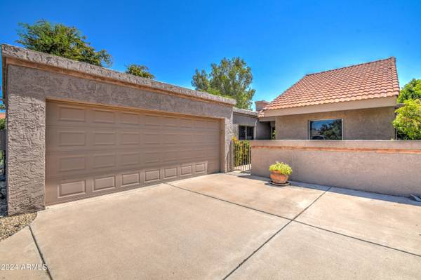 12621 N 41ST Place, Phoenix, AZ 85032