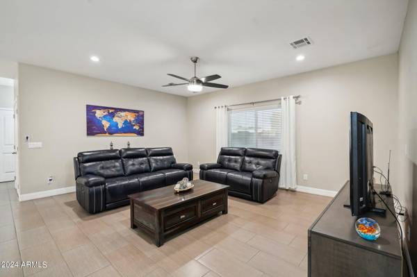 Peoria, AZ 85345,8487 W Washington Street