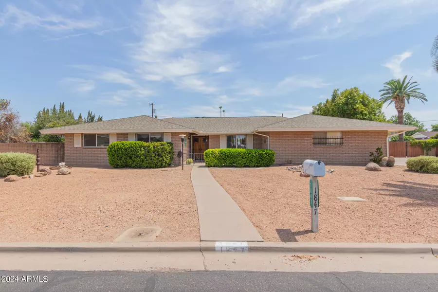 1847 E FAIRFIELD Street, Mesa, AZ 85203