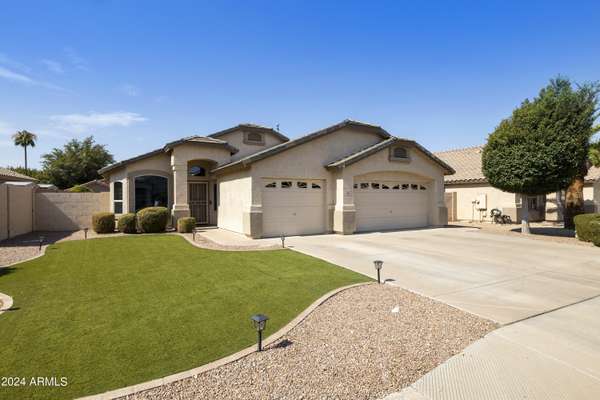 9511 E OSAGE Avenue, Mesa, AZ 85212