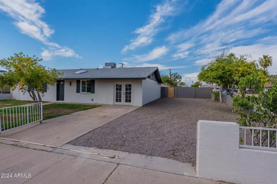 7144 E BRAMBLE Avenue, Mesa, AZ 85208