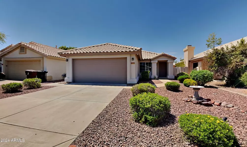 8443 W BLOOMFIELD Road, Peoria, AZ 85381