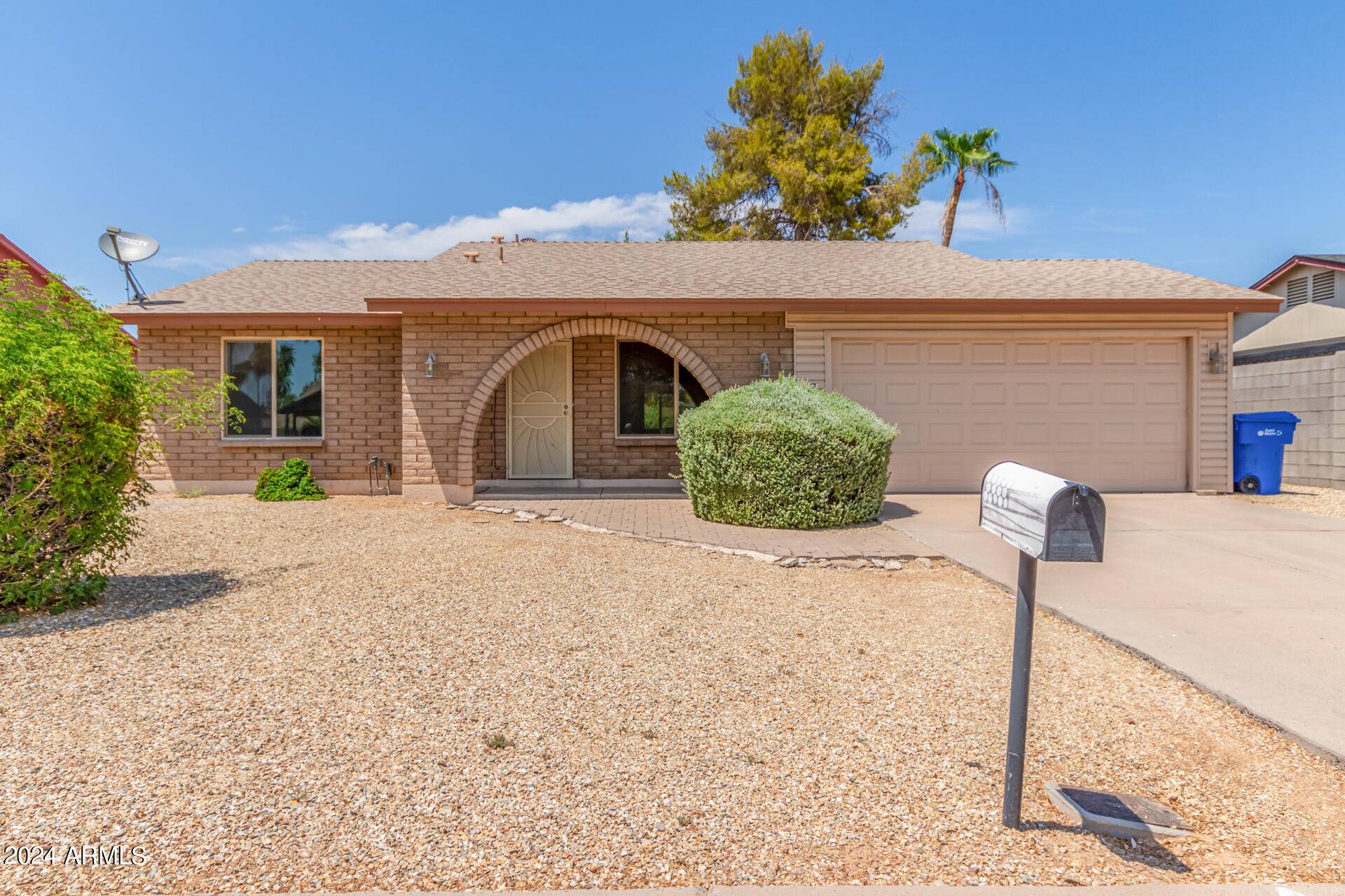 3632 W CHARLESTON Avenue, Glendale, AZ 85308