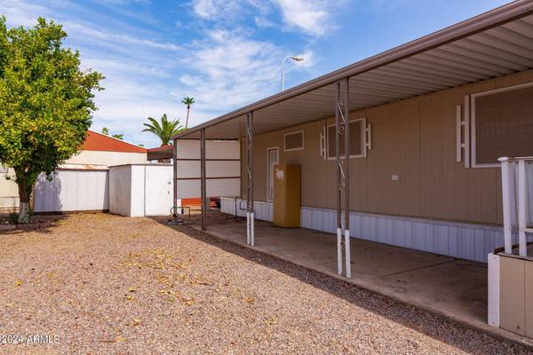 Chandler, AZ 85225,15606 S GILBERT Road #94