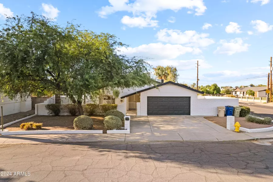 4502 W NORTHVIEW Avenue, Glendale, AZ 85301