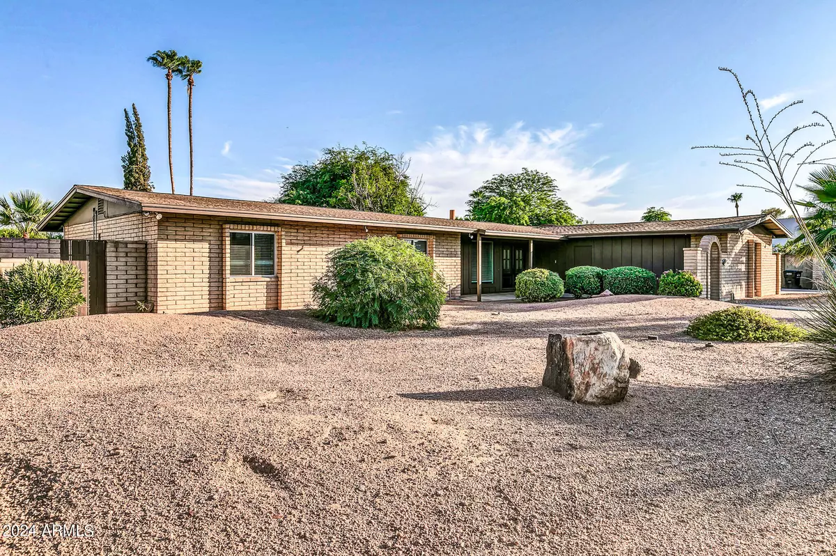 Scottsdale, AZ 85254,6235 E LARKSPUR Drive