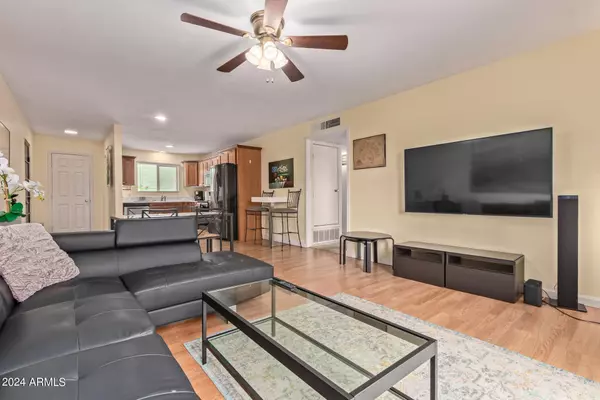 Scottsdale, AZ 85251,4610 N 68TH Street #420