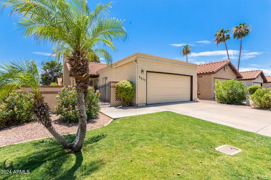 2255 E FORGE Avenue, Mesa, AZ 85204