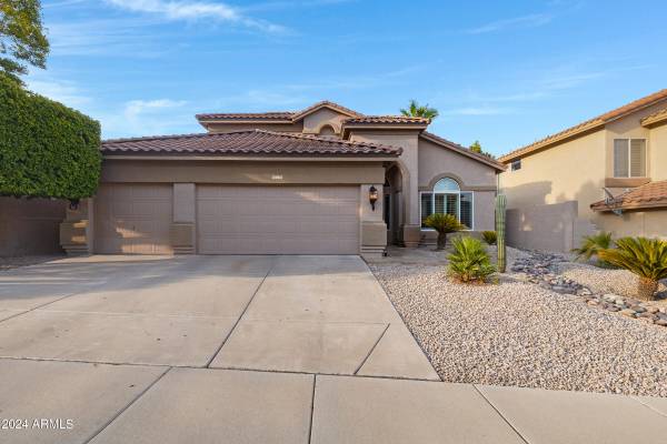 Phoenix, AZ 85048,914 E HIDDENVIEW Drive