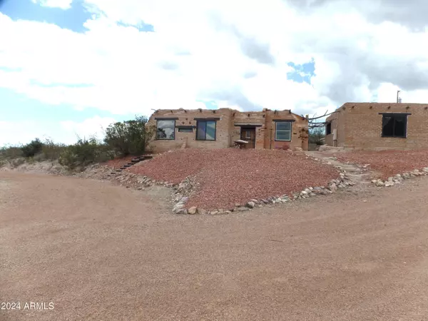 Tombstone, AZ 85638,1688 N CURLY BILL Drive