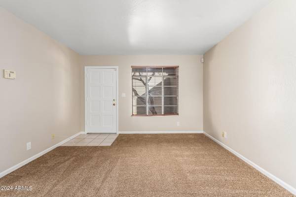 Phoenix, AZ 85014,1449 E HIGHLAND Avenue #47