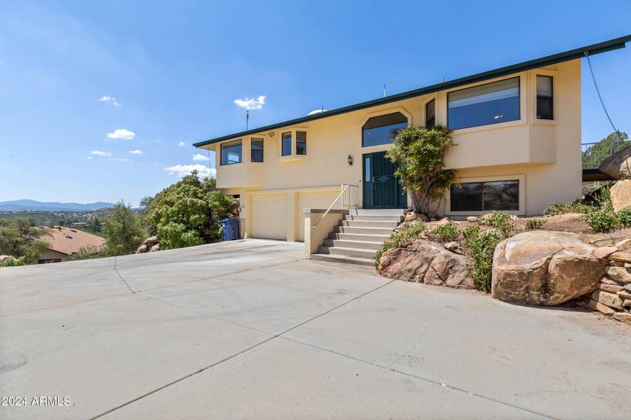 1760 N HOLIDAY Lane, Prescott, AZ 86305