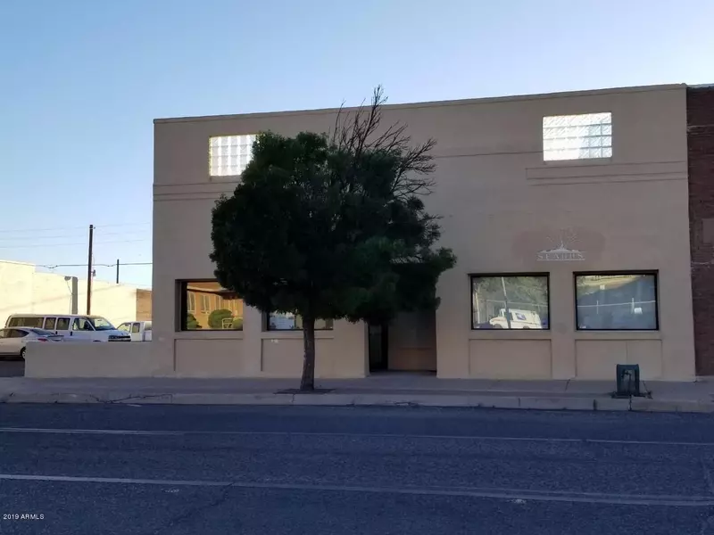 936 N F Avenue, Douglas, AZ 85607