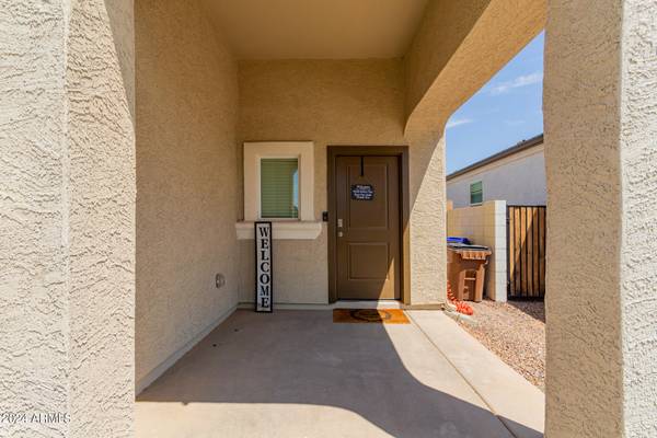 San Tan Valley, AZ 85143,5274 E GUMMITE Drive