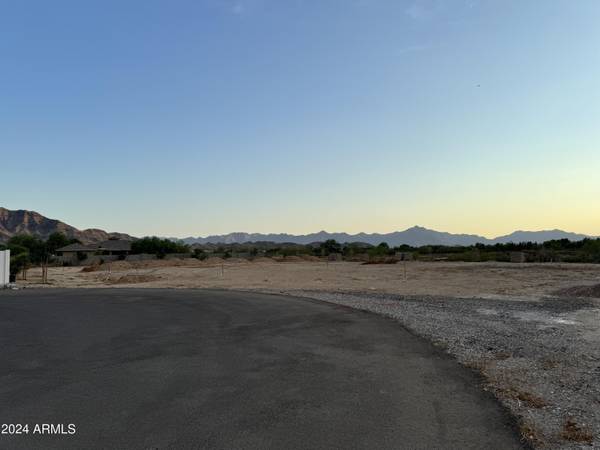 Laveen, AZ 85339,3031 W LATONA Road #Lot 5