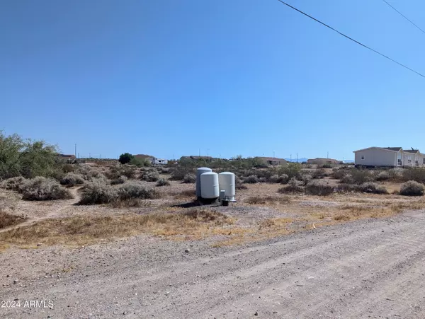 Tonopah, AZ 85354,38014 W ILLINI Street #-