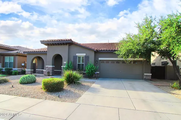 2871 E FANDANGO Drive, Gilbert, AZ 85298