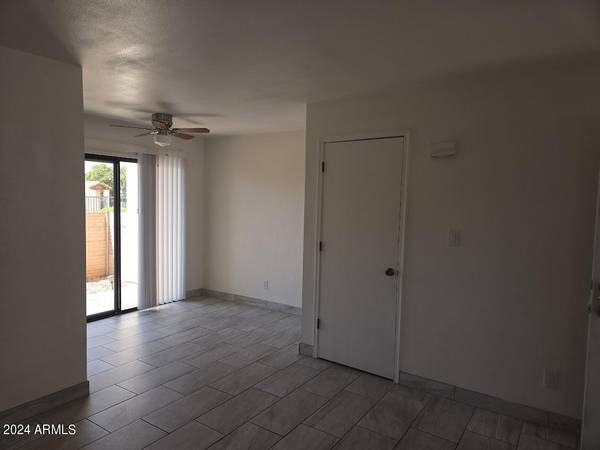 Sierra Vista, AZ 85635,1162 PLAZA ORO LOMA -- #C