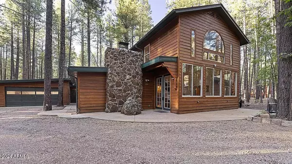 Pinetop, AZ 85935,8578 EAGLE POINT Road