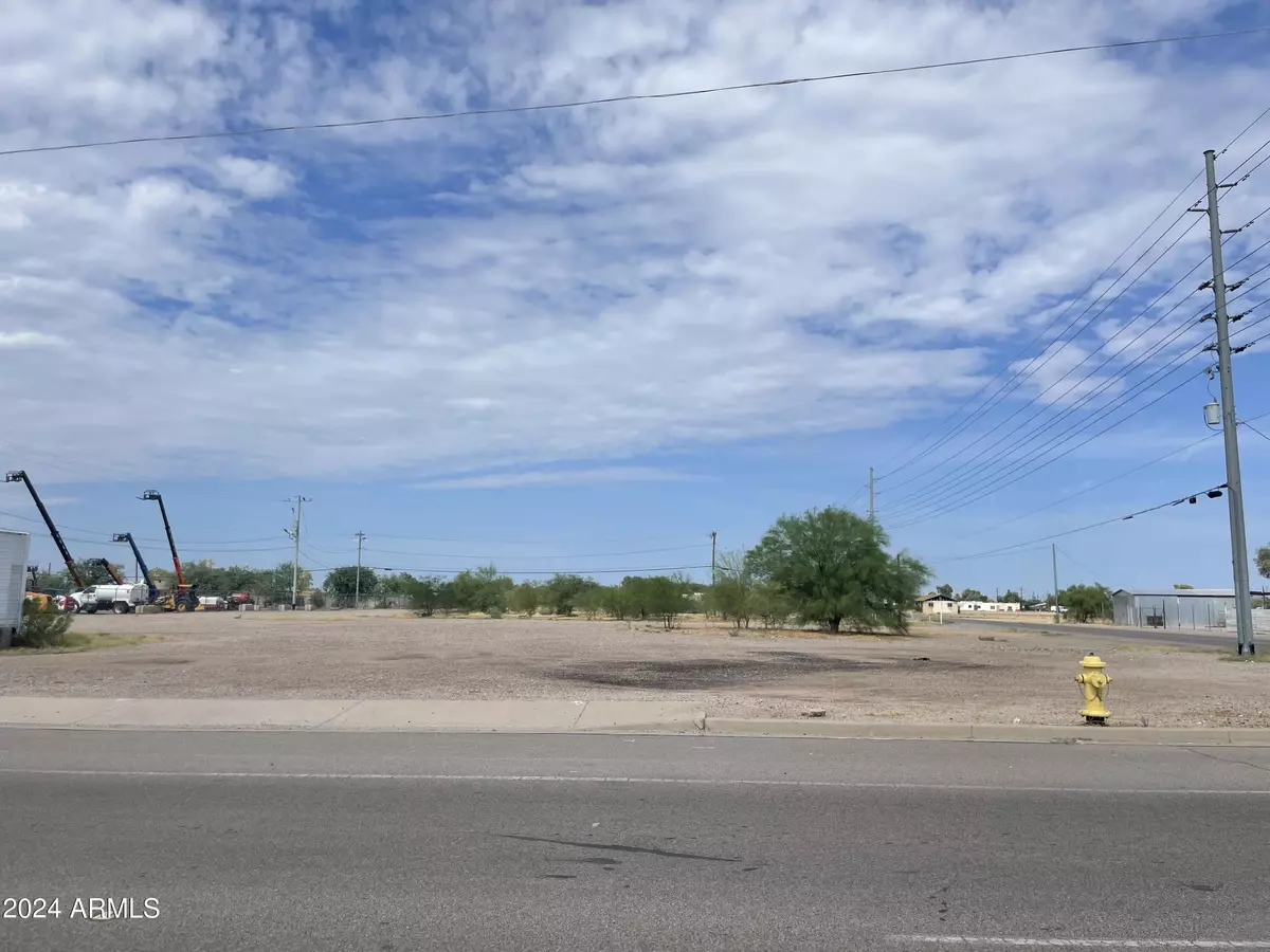 Eloy, AZ 85131,221 E ALSDORF Road #-