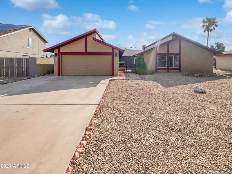 5005 W JO ANN Circle, Glendale, AZ 85308