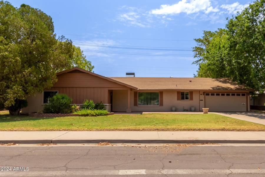 4709 E OSBORN Road, Phoenix, AZ 85018