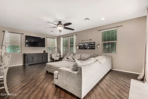 Mesa, AZ 85206,5722 E ANSEL Avenue
