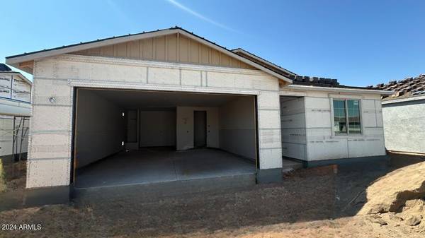 San Tan Valley, AZ 85143,4213 E Bradford Avenue