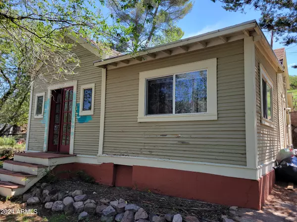 737 Tombstone Canyon,  Bisbee,  AZ 85603